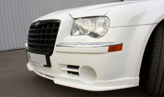 тюнинг переднего бампера Chrysler 300C