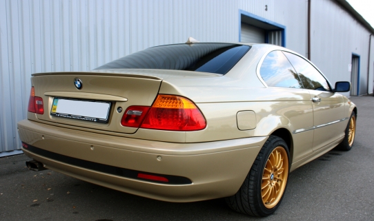 Покраска крыла, бампера и локально дверь на BMW E46
