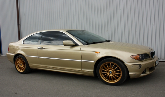 Покраска крыла, бампера и локально дверь на BMW E46