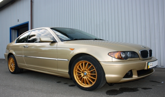 Покраска крыла, бампера и локально дверь на BMW E46