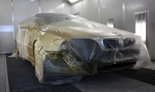 Покраска крыла, бампера и локально дверь на BMW E46